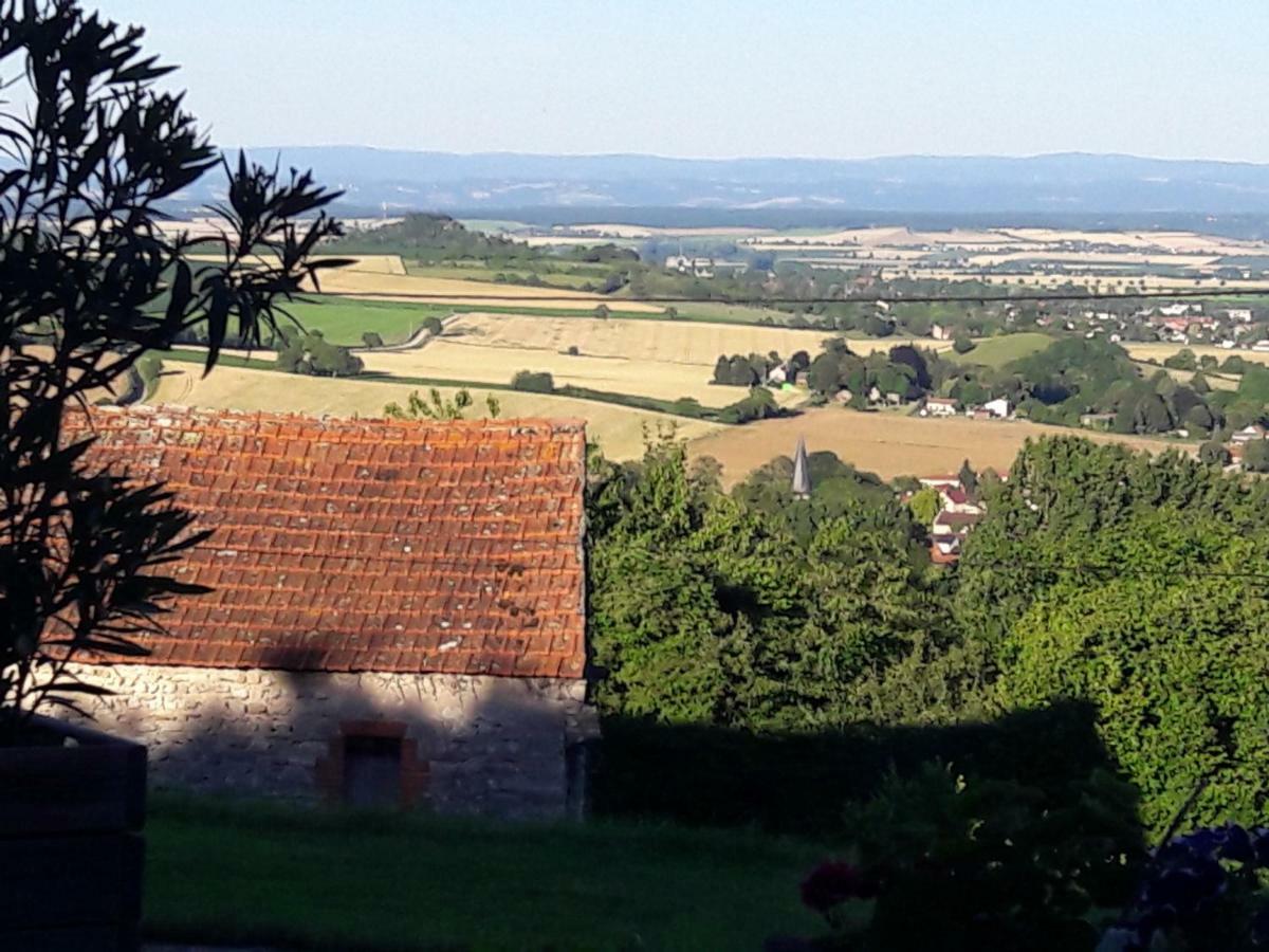 "Les Monnats" Gite 8 Personnes A La Campagne Villa Chaptuzat Exterior foto